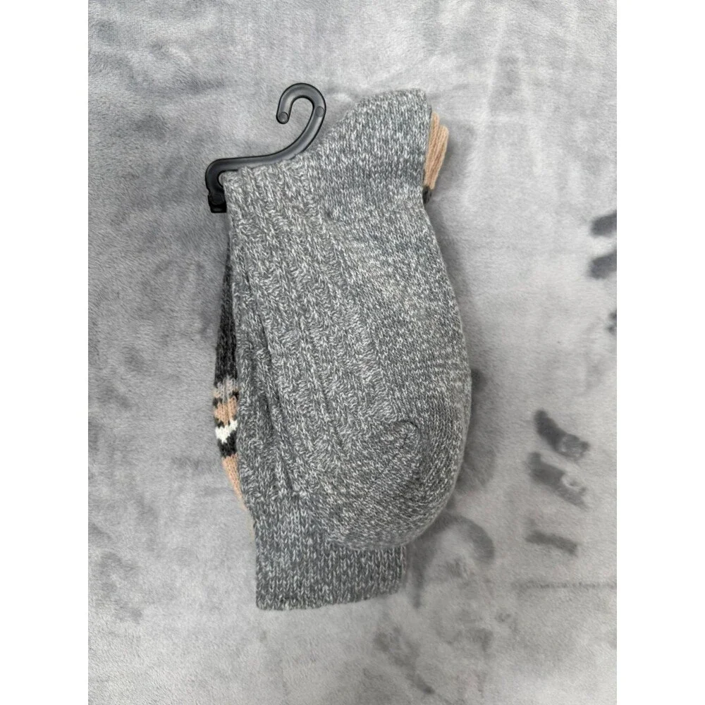 Muk Luk Women’s  2 Pair Pack Crew Height Socks size 6-11 Gray